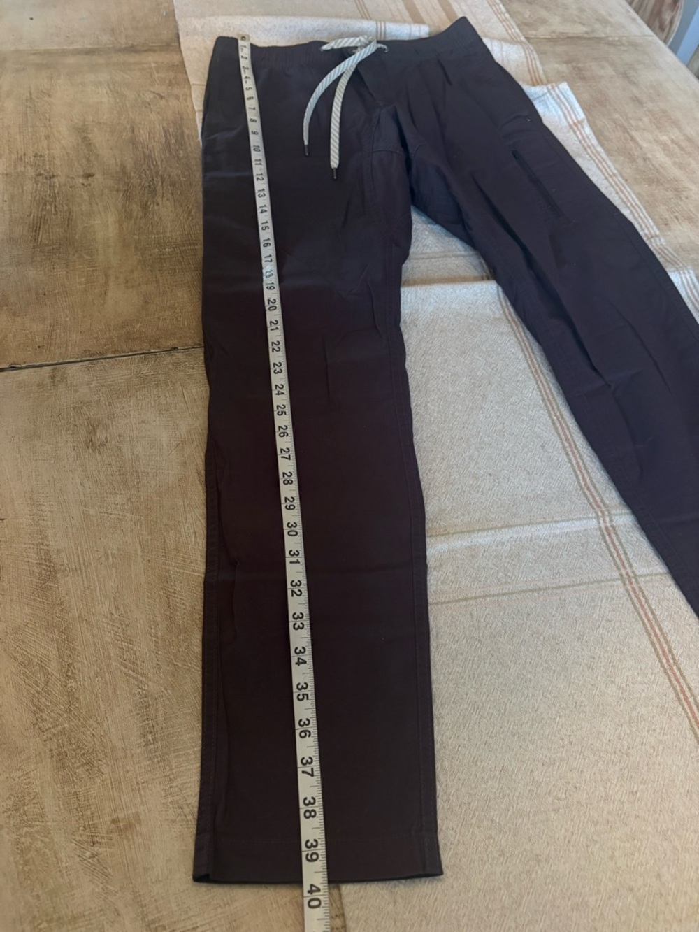 Vuori Women's Ripstop Pants Burgundy Purple Chestnut Size Small Style V412 - Picture 13 of 14